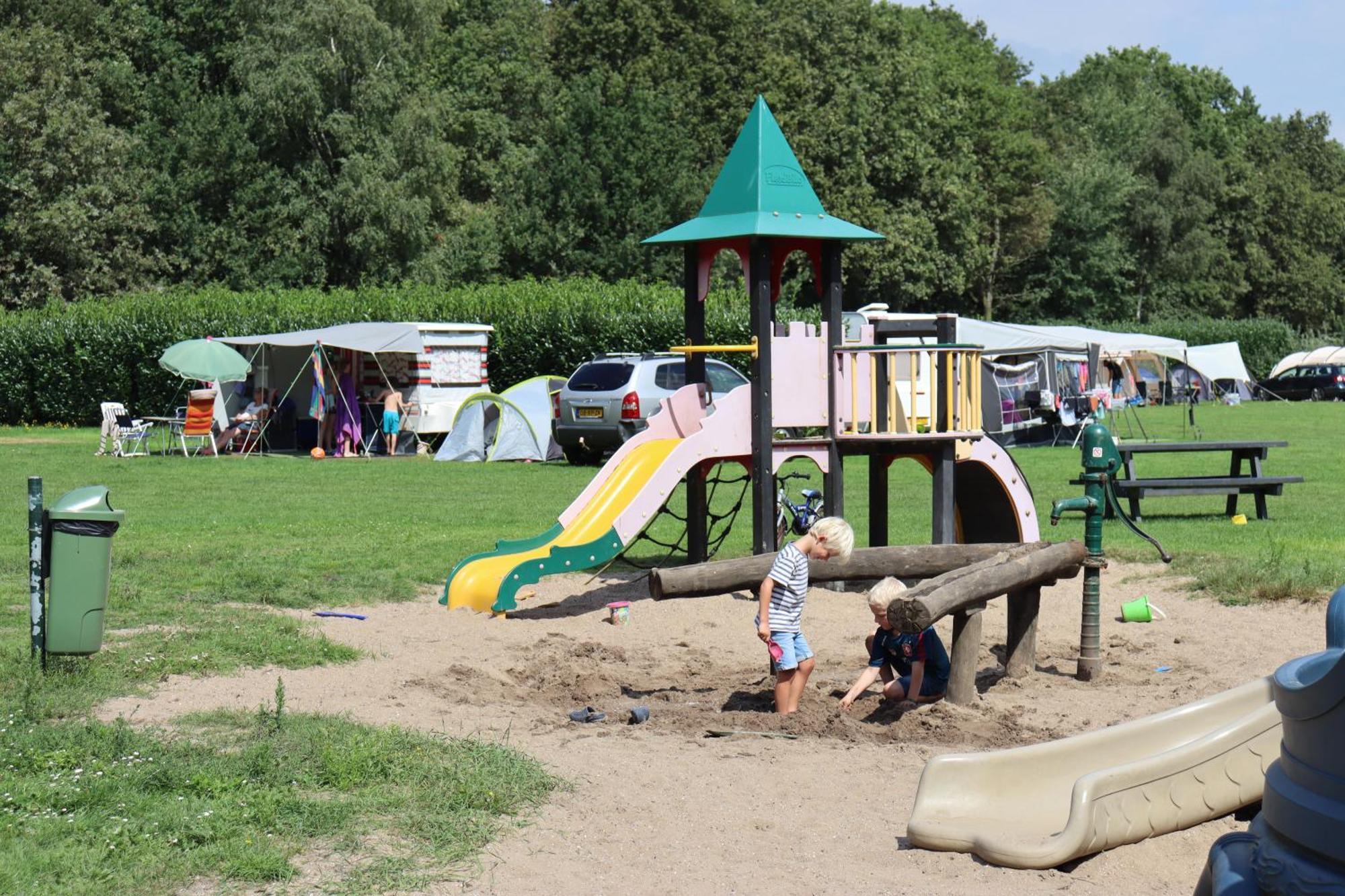 Holiday Park Duinhoeve Udenhout Exterior foto